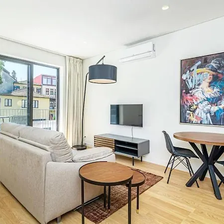 Apartment Paraiso 57 D *